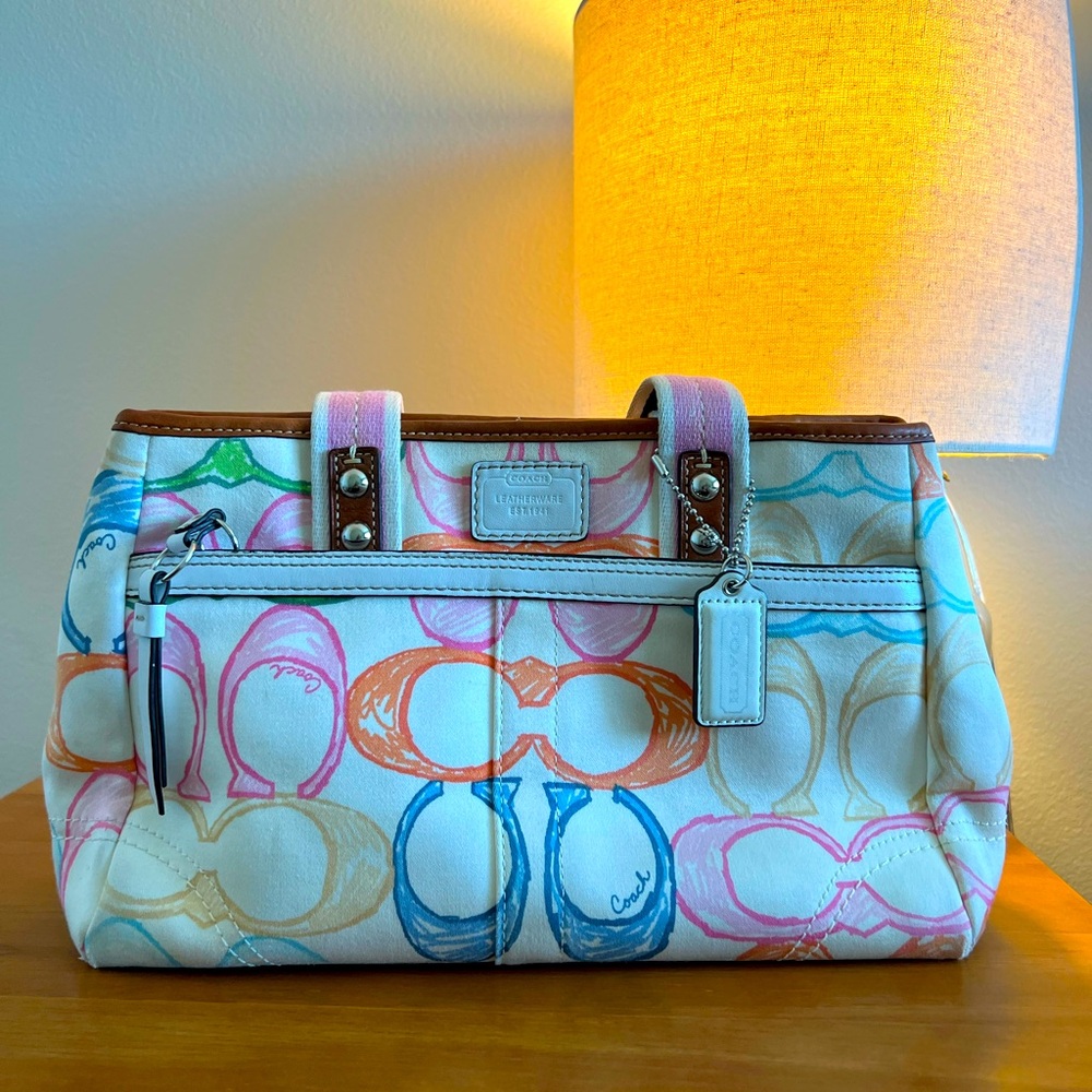 Multi color coach